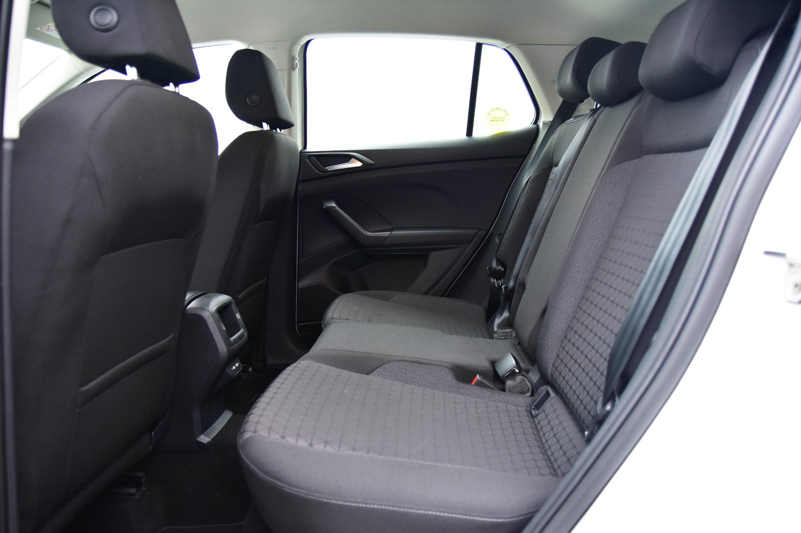 VOLKSWAGEN T-CROSS 15